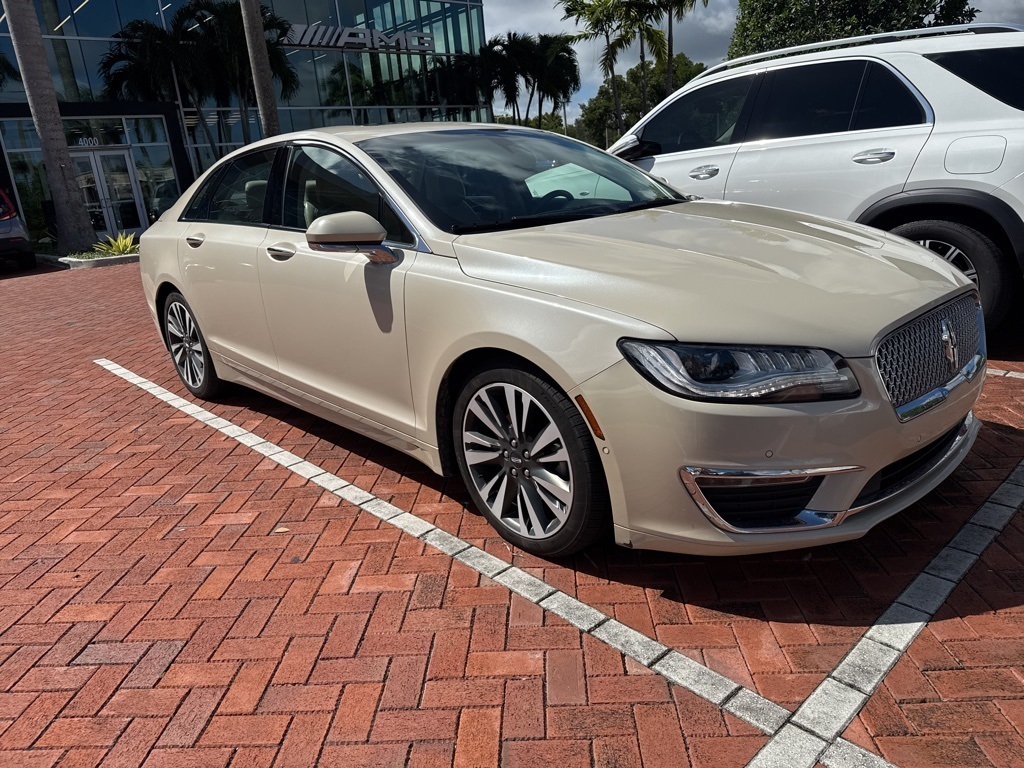 2018 Lincoln MKZ Reserve photo 2