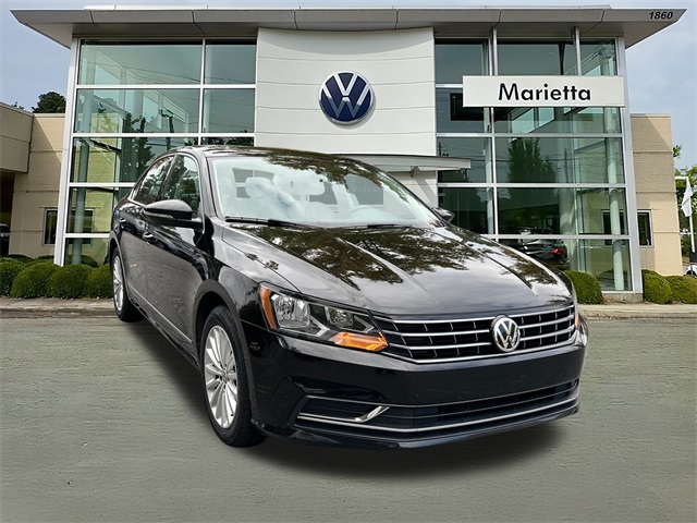 2016 Volkswagen Passat SE
