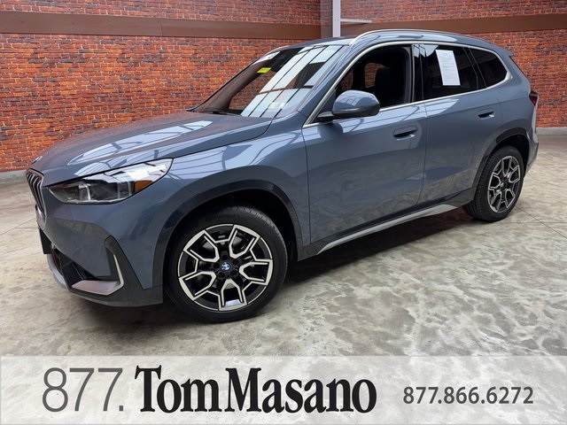 2025 BMW X1 28i's photo