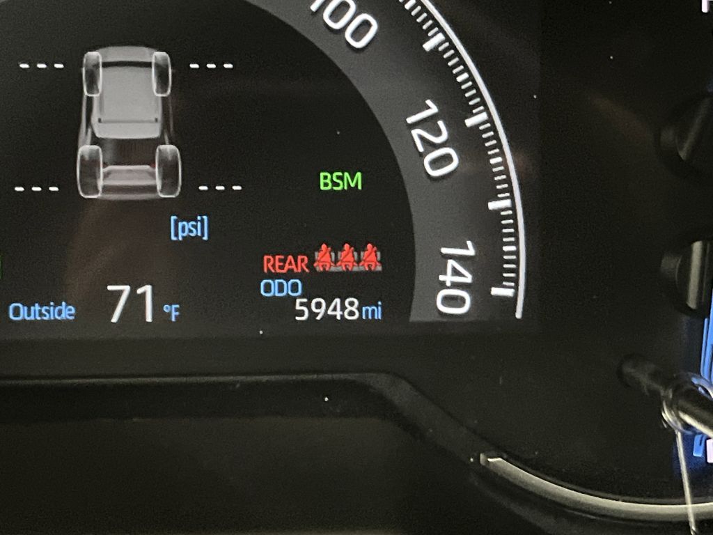 2023 Toyota RAV4 SE photo 2