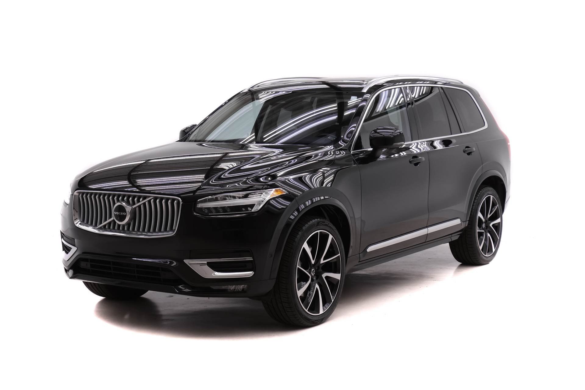 2023 Volvo XC90 Plus