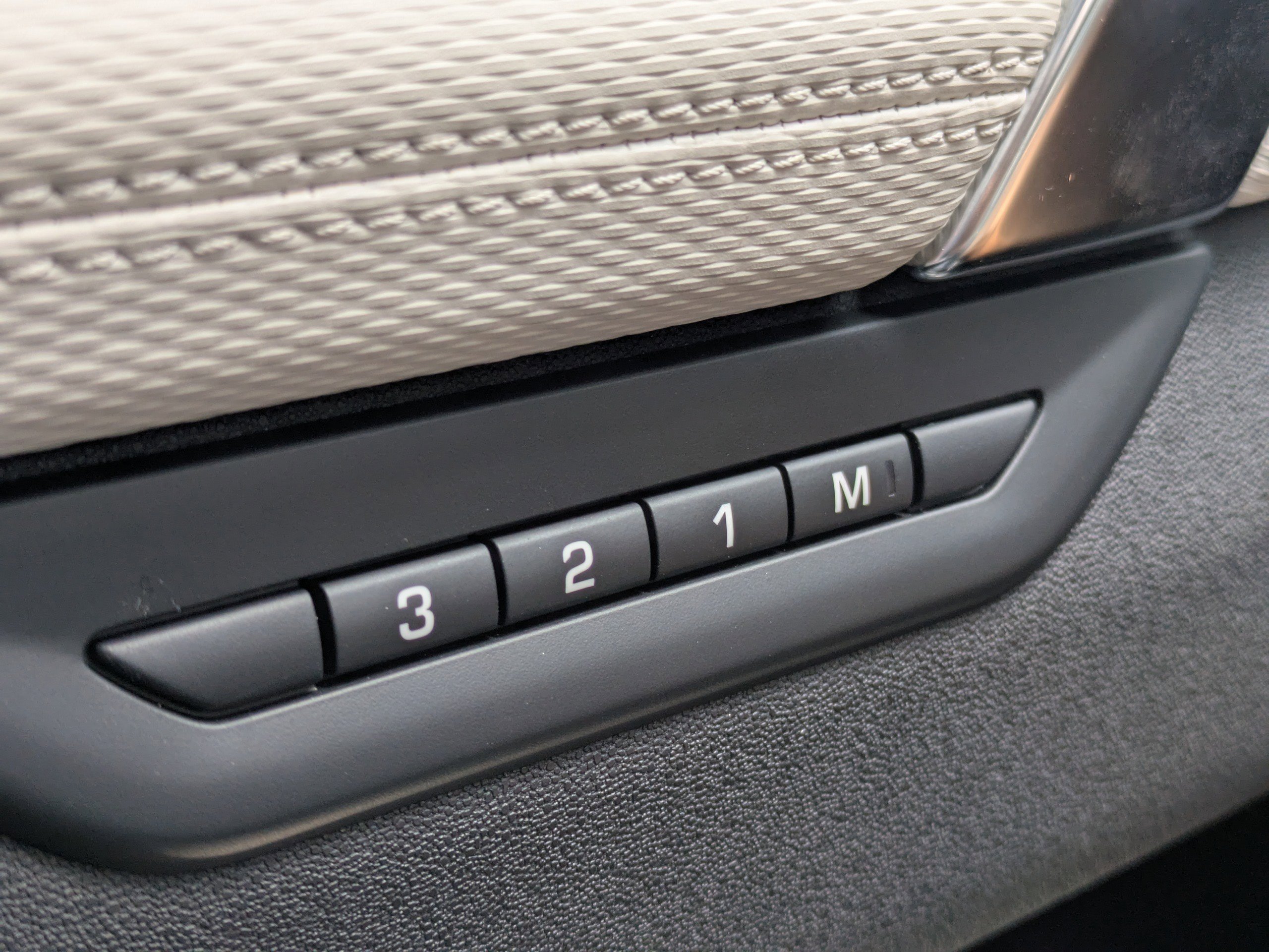 2024 Land Rover Discovery Sport Dynamic SE photo 24