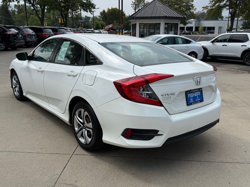 2017 Honda Civic LX photo 3