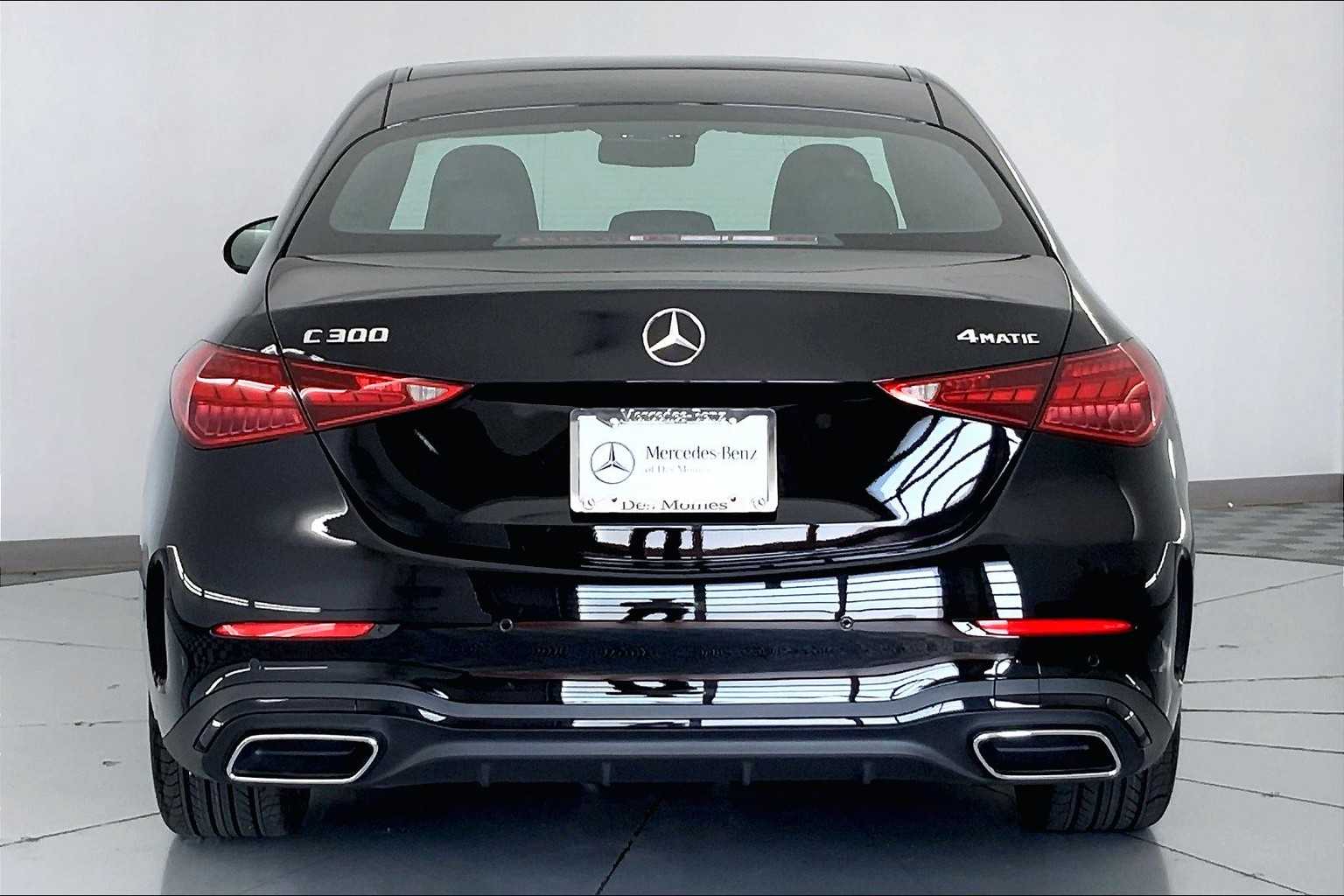2025 Mercedes Benz C 300 4MATIC photo 5