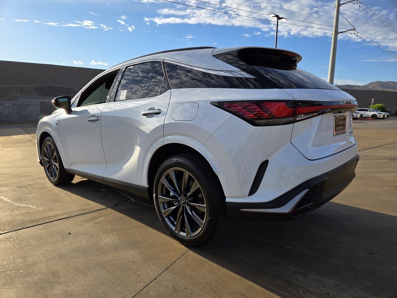 2025 Lexus RX 350 F SPORT photo 4