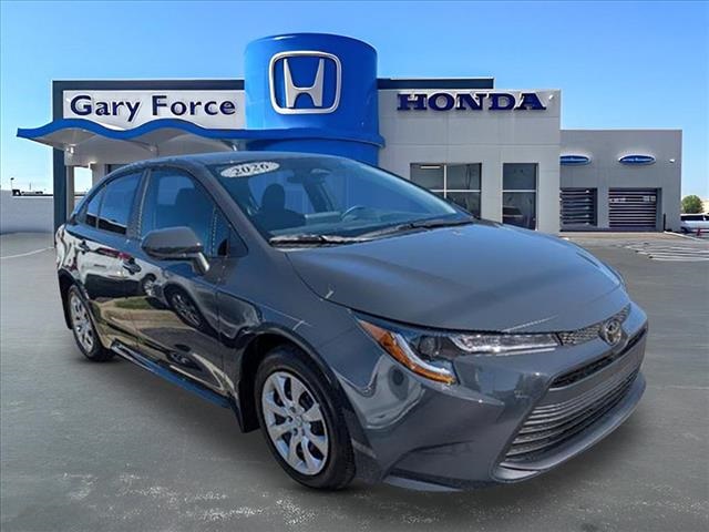 2026 Toyota Corolla LE's photo