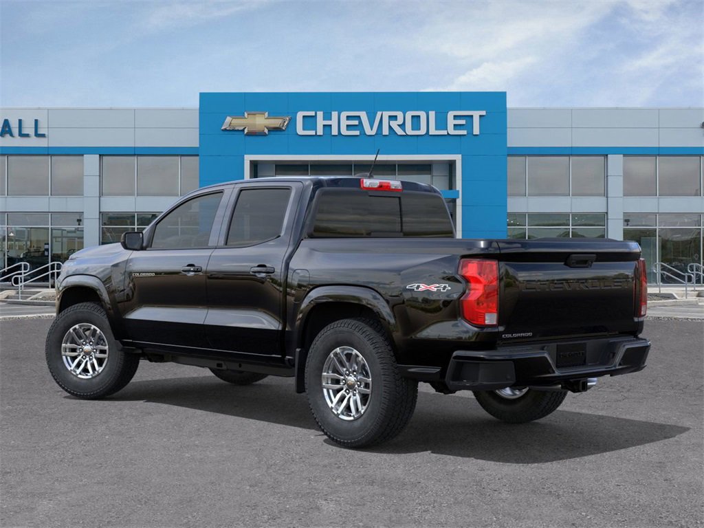 2025 Chevrolet Colorado Work Truck LT photo 3