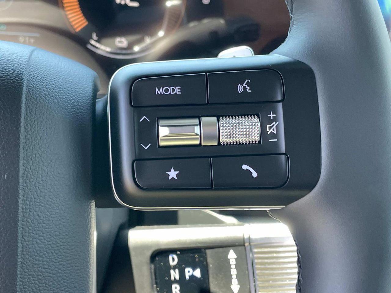 2026 Hyundai Santa Fe SE photo 8
