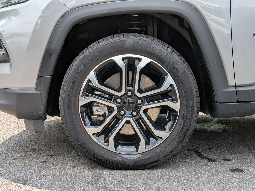2023 Jeep Compass Limited photo 25