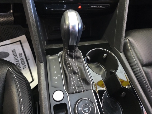2022 Volkswagen Atlas Cross Sport V6 SE Technology photo 20