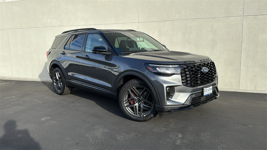 2026 Ford Explorer ST's photo