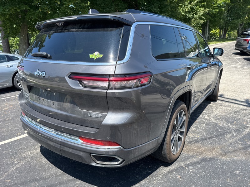 2021 Jeep Grand Cherokee Overland Sport photo 2