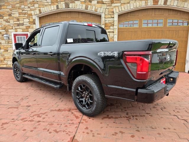 2025 Ford F-150 XLT photo 5