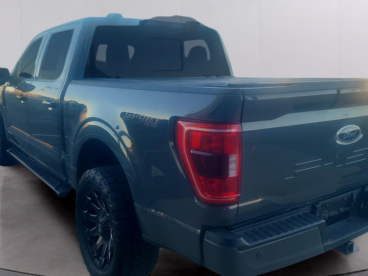 2021 Ford F-150 XL photo 4
