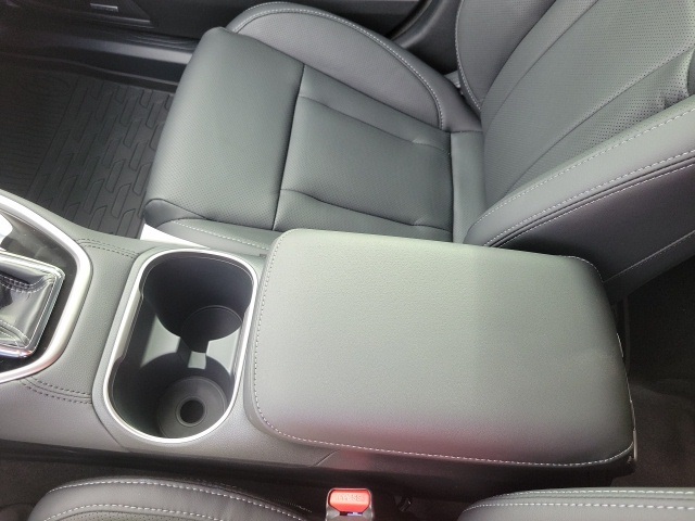 2025 Subaru Outback Touring XT photo 17