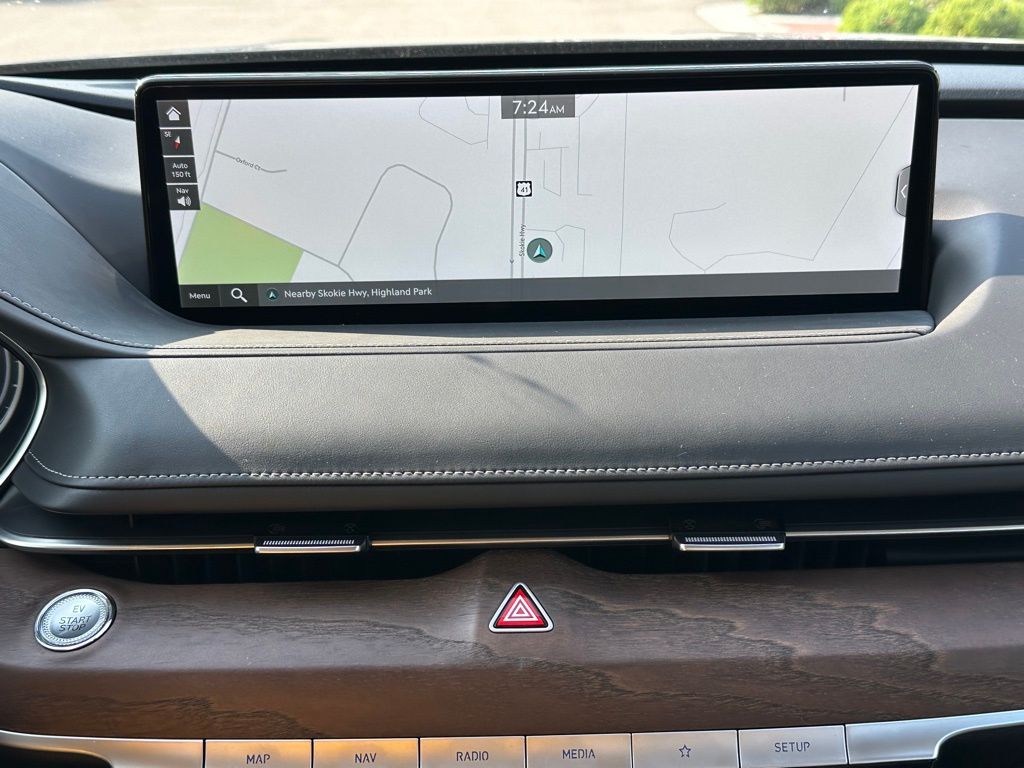 2024 Genesis Electrified G80 Advanced Prestige photo 25