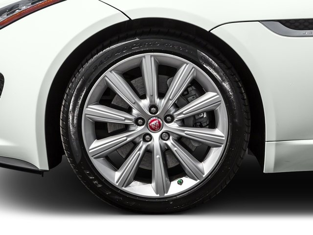 2017 Jaguar F-TYPE Premium photo 12