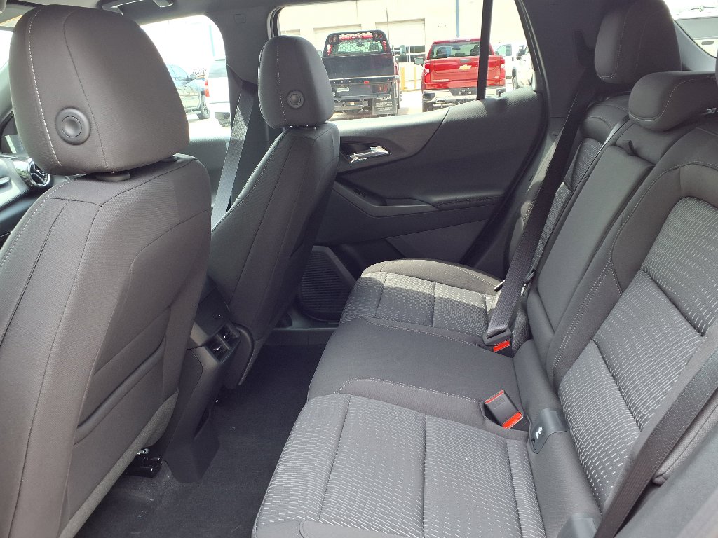 2026 Chevrolet Equinox LT photo 16
