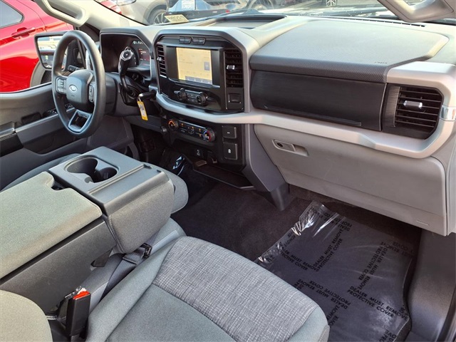 2023 Ford F-150 XLT photo 22