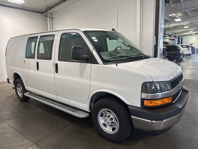 2023 Chevrolet Express Cargo Van 2500 photo 3