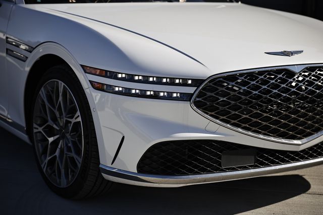 2024 Genesis G90 3.5T E-Supercharger photo 2