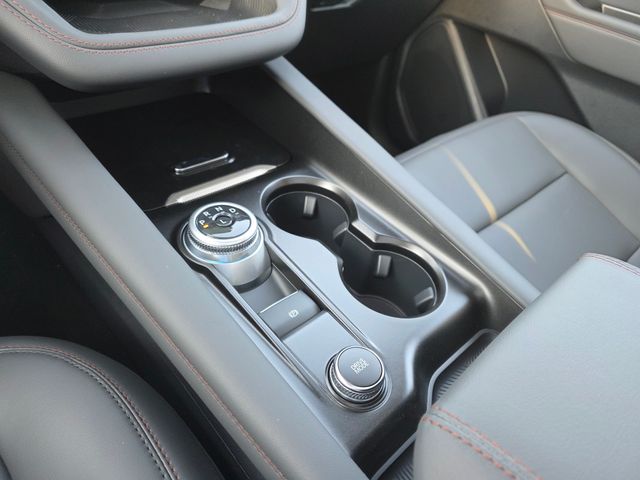 2025 Ford Explorer photo 23
