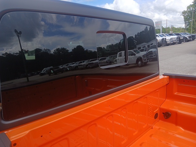 2025 Jeep Gladiator Sport S photo 2