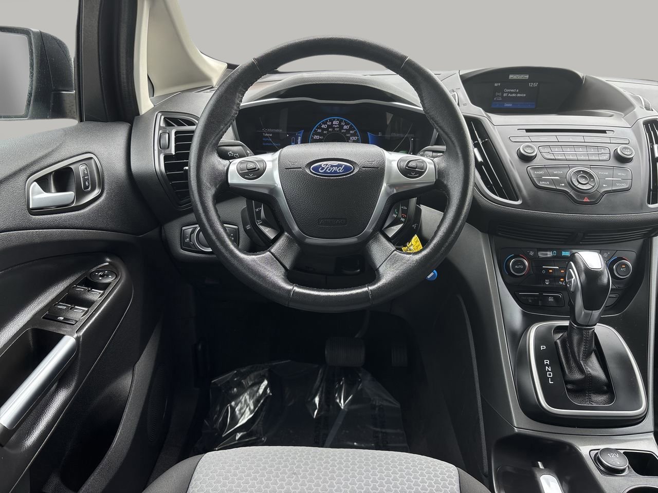 2017 Ford C-Max Hybrid SE photo 13