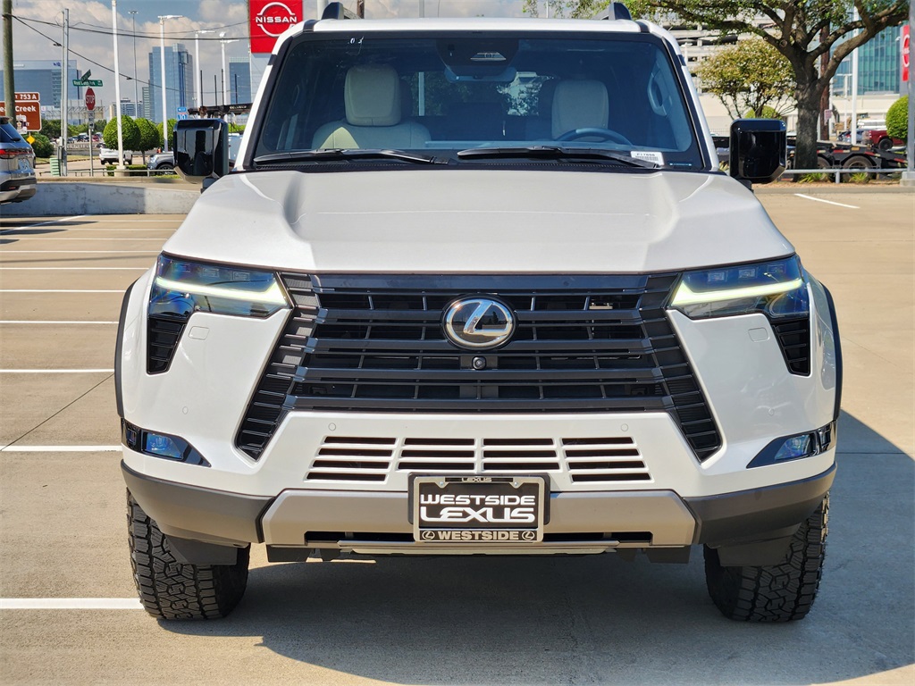 2025 Lexus GX 550 Overtrail photo 2