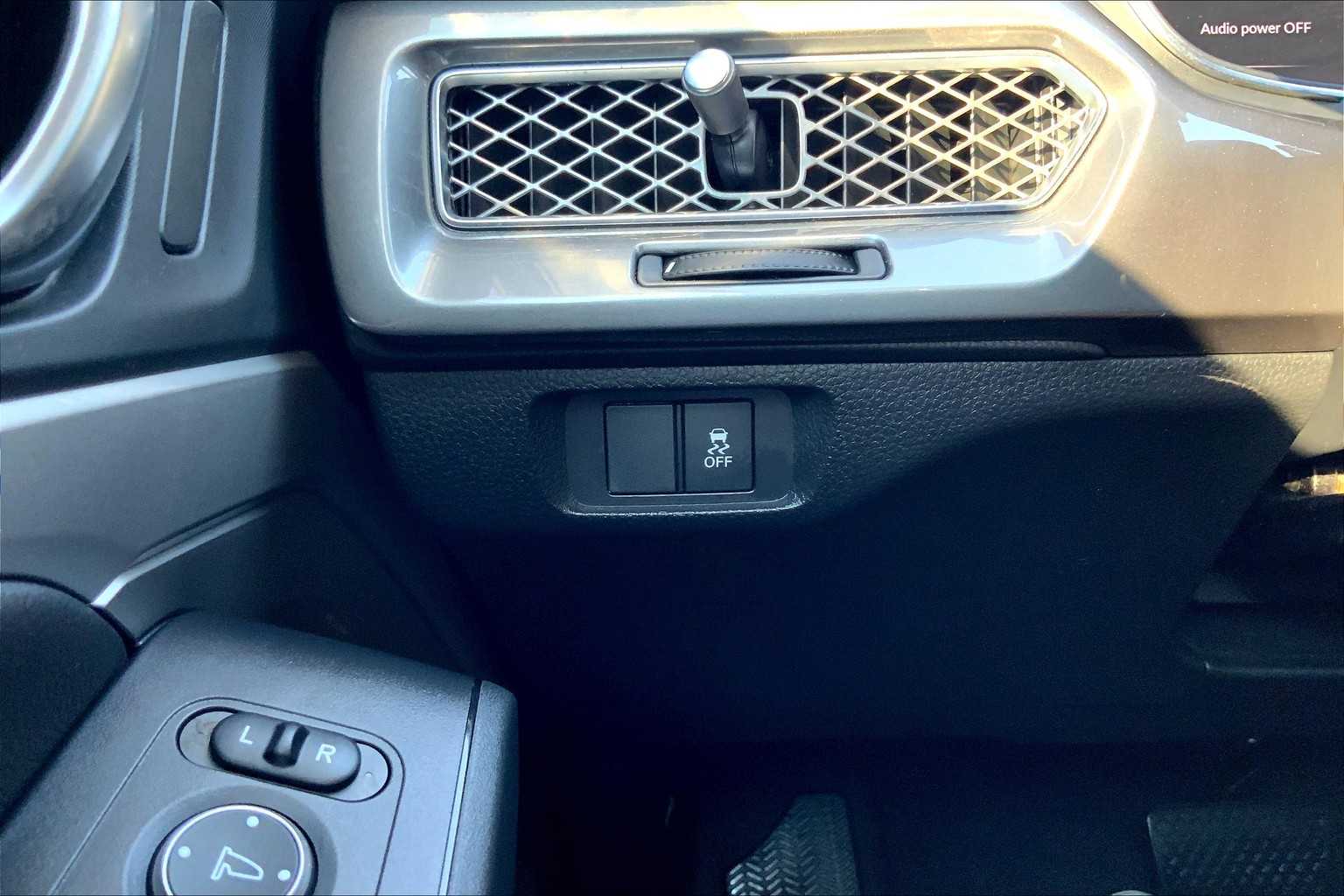 2023 Acura Integra Base photo 28