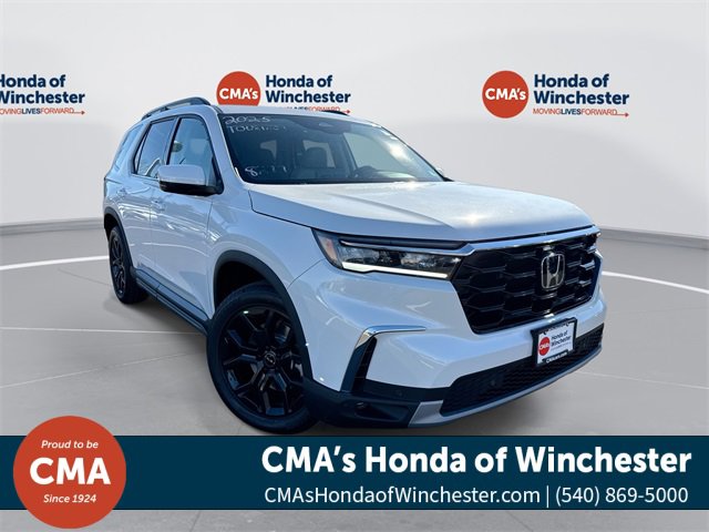 2025 Honda Pilot Touring's photo