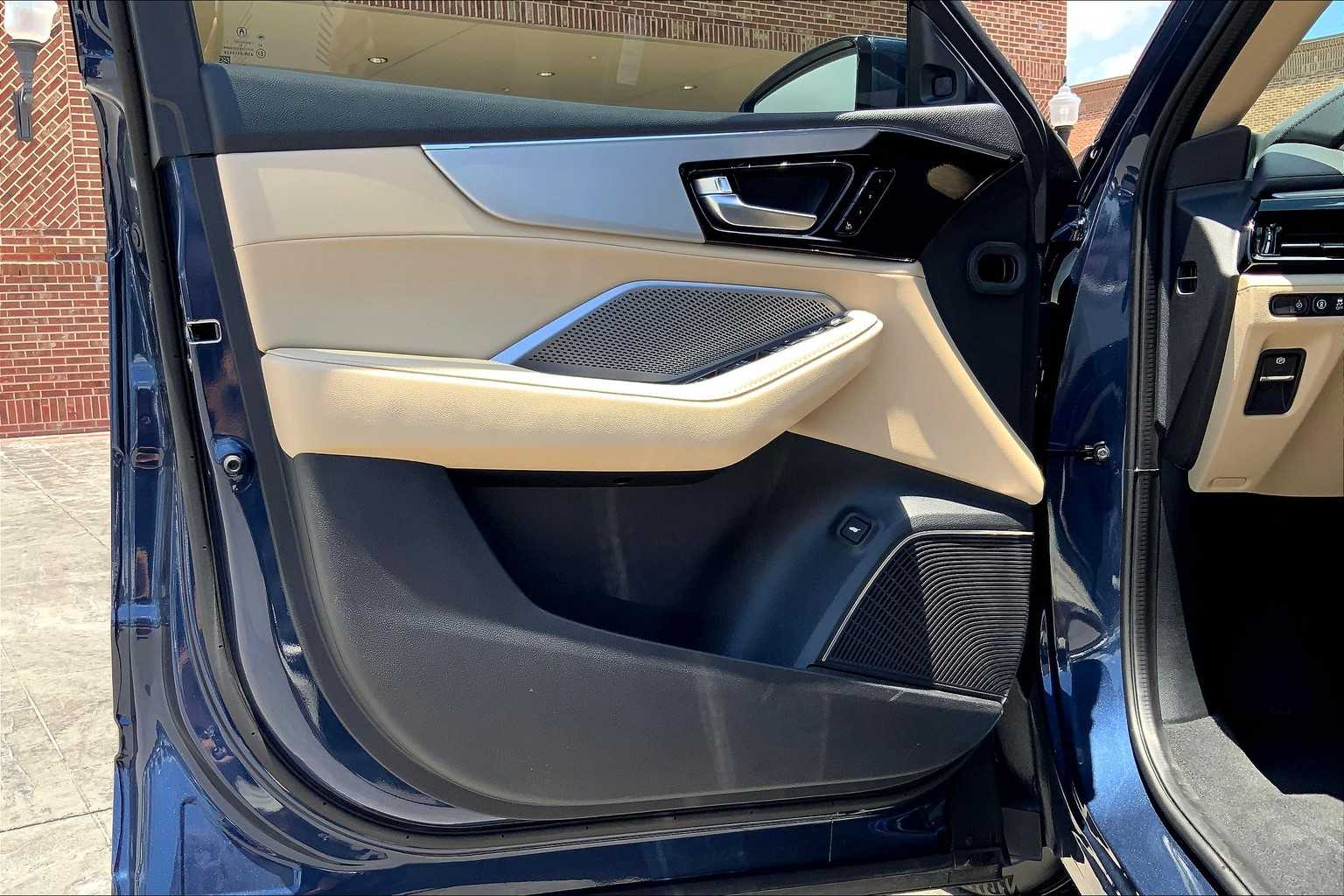 2025 Acura MDX SH-AWD photo 20