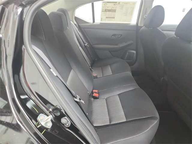 2025 Nissan Sentra SV photo 31