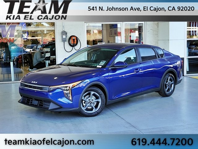 2025 Kia K4 LXS's photo