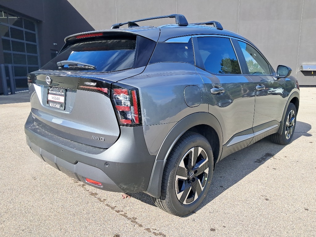 2026 Nissan Kicks SV photo 4