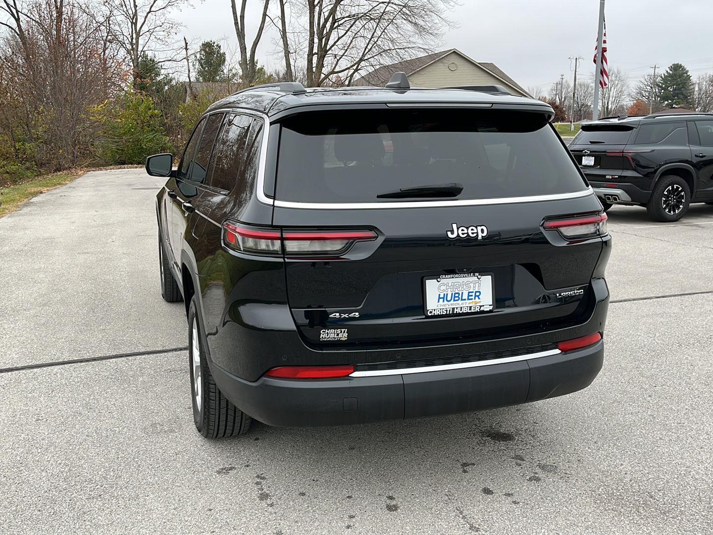 2023 Jeep Grand Cherokee Laredo photo 2
