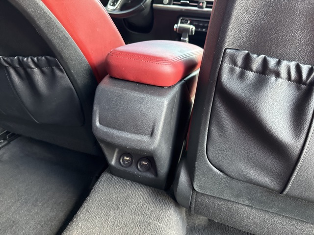 2024 Kia K5 GT-Line photo 12
