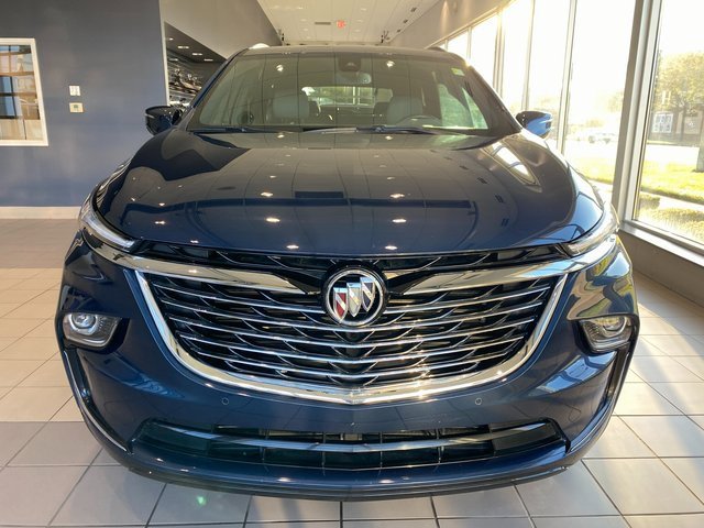 2024 Buick Enclave Essence photo 2