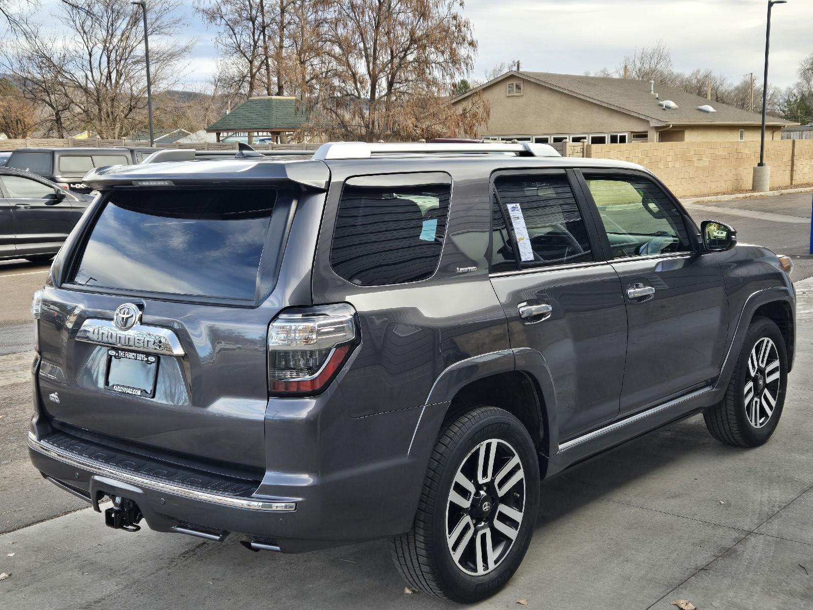 2015 Toyota 4Runner Limited photo 4