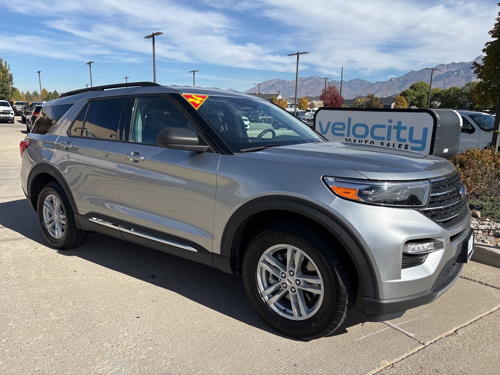 2024 Ford Explorer XLT's photo