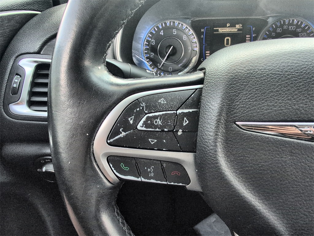 2017 Chrysler 200 Limited photo 26