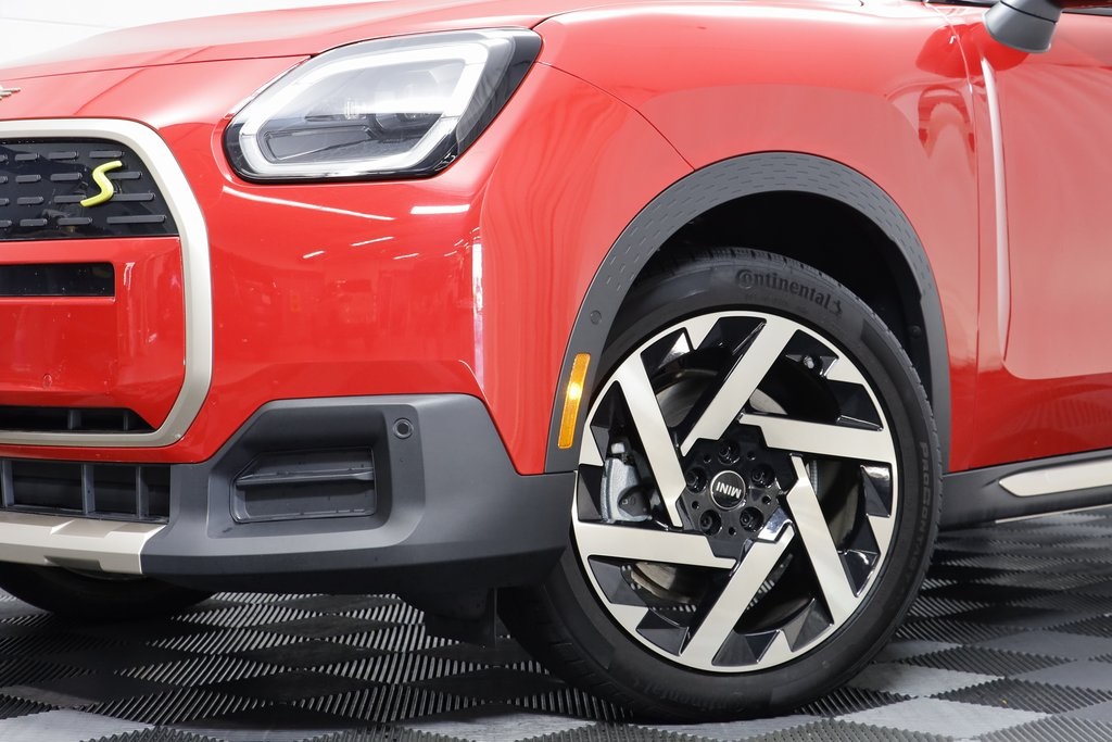 2025 Mini Countryman SE ALL4 photo 2