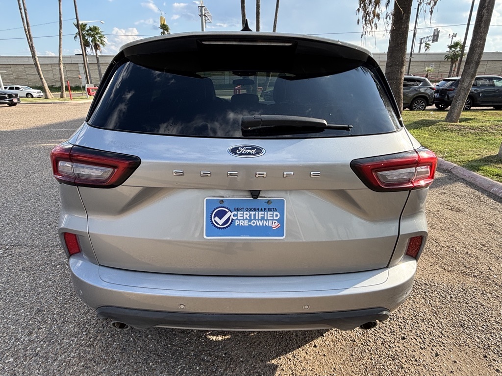2023 Ford Escape ST-Line photo 7