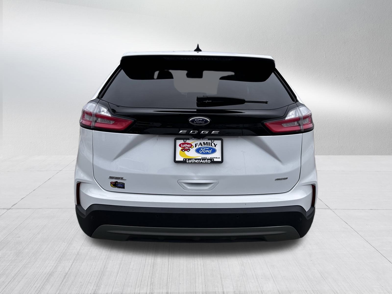 2024 Ford Edge SEL photo 4