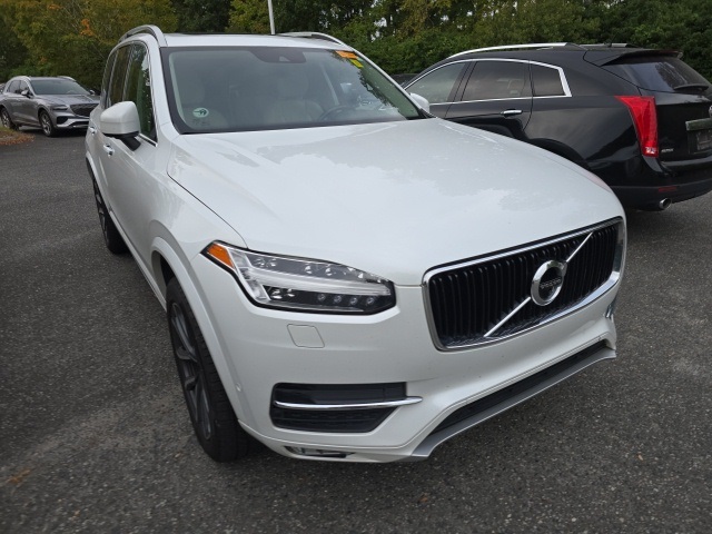 2018 Volvo XC90 T6 Momentum photo 2