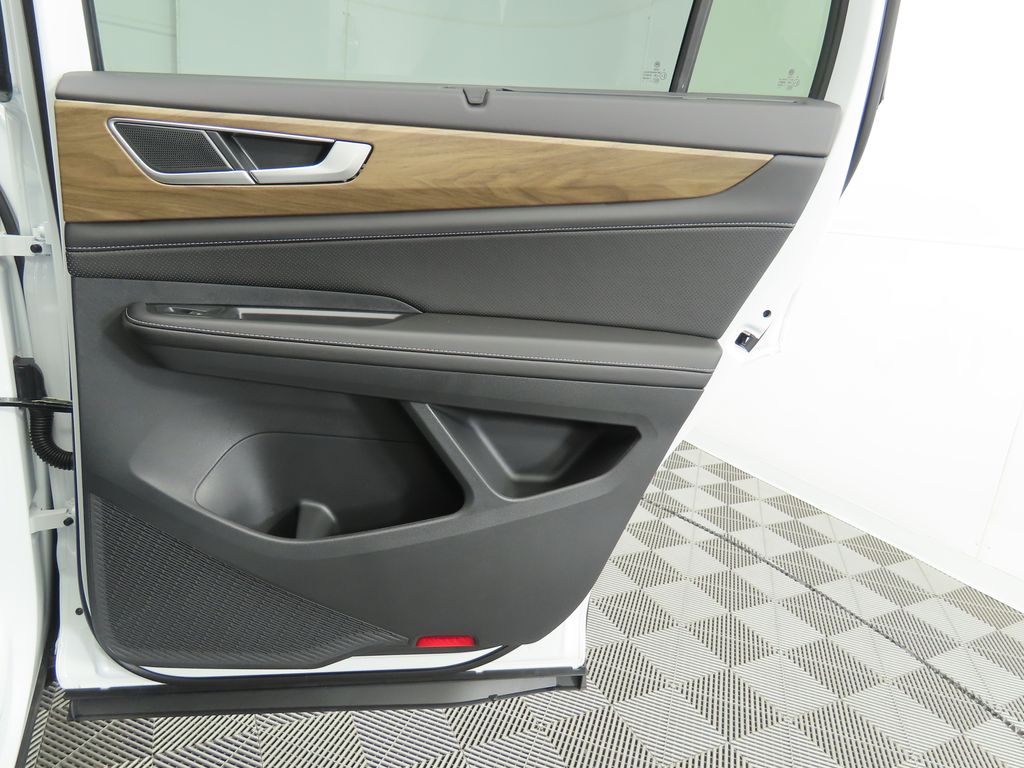 2026 Volkswagen Atlas SE Technology photo 26