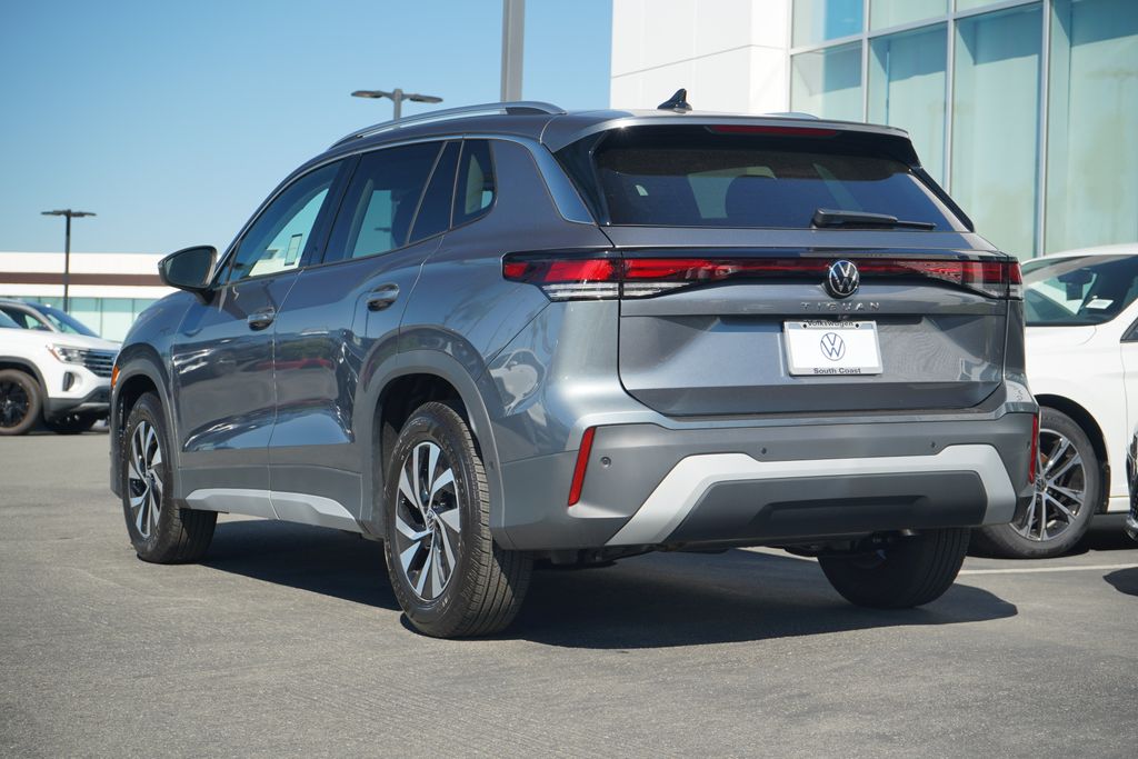 2026 Volkswagen Tiguan S photo 3