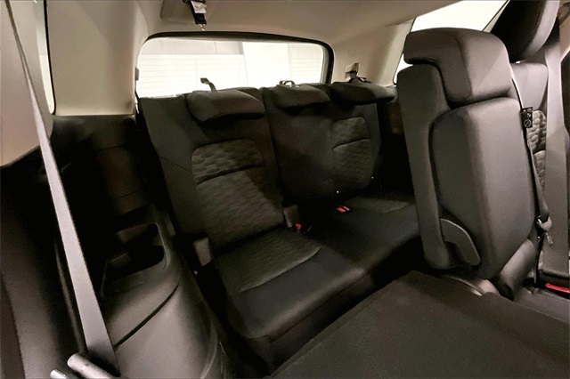 2025 Nissan Pathfinder SV photo 31