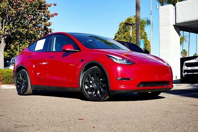 2023 Tesla Model Y Long Range's photo
