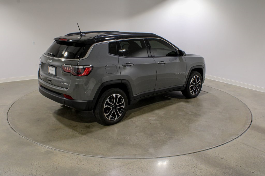 2024 Jeep Compass Limited photo 4